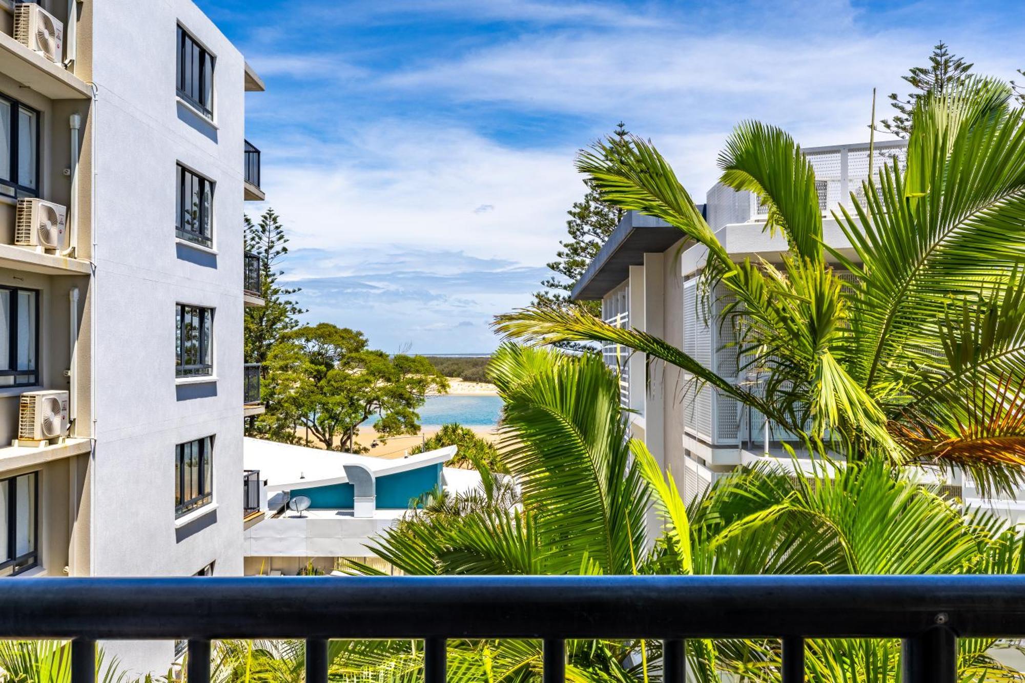 Belaire Place Motel Apartments Caloundra Exteriör bild