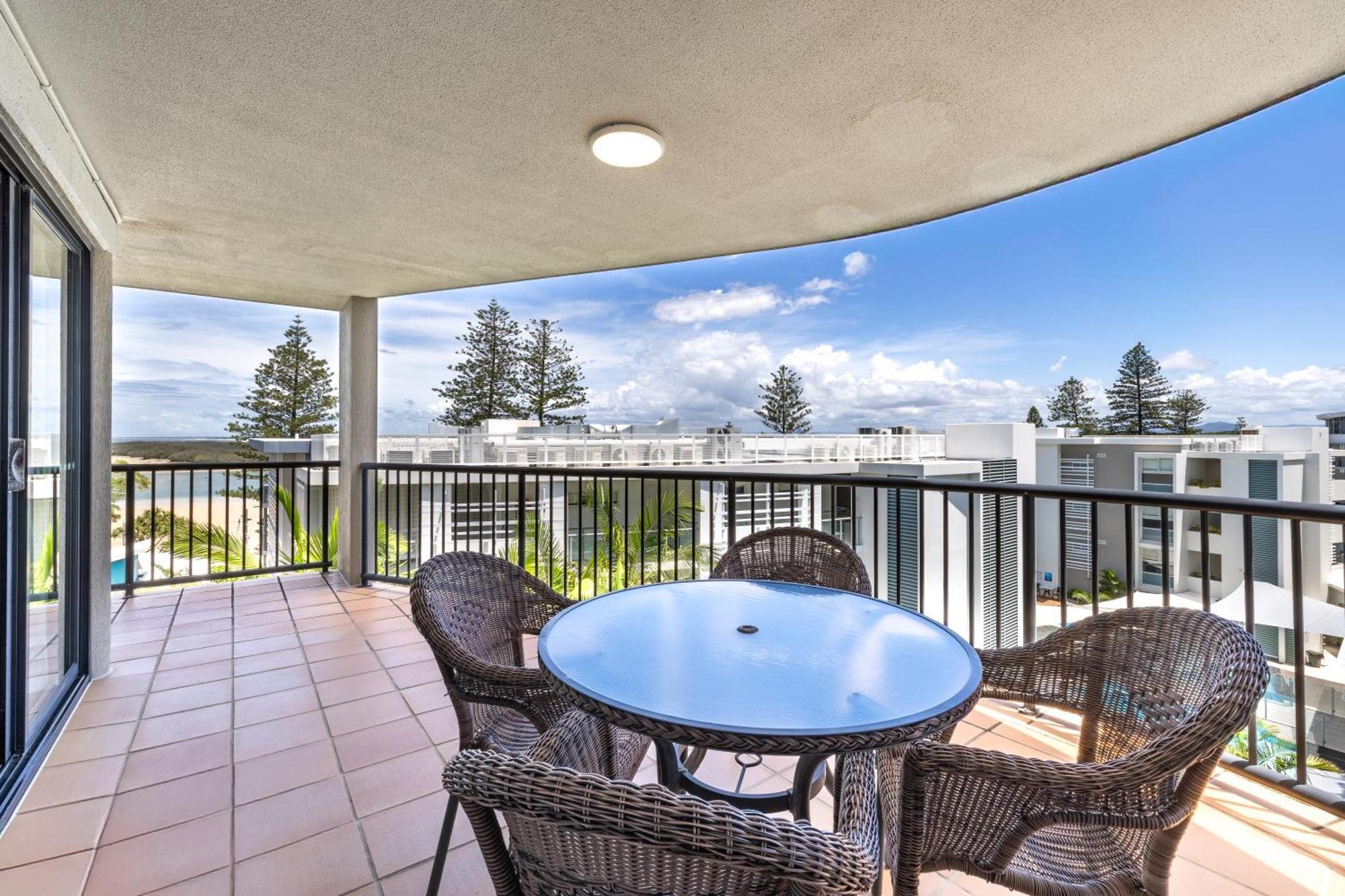 Belaire Place Motel Apartments Caloundra Exteriör bild