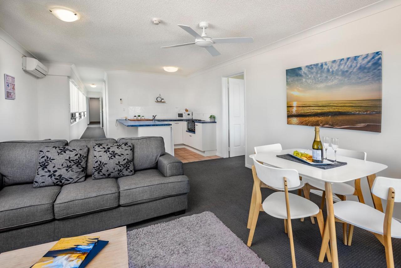 Belaire Place Motel Apartments Caloundra Exteriör bild